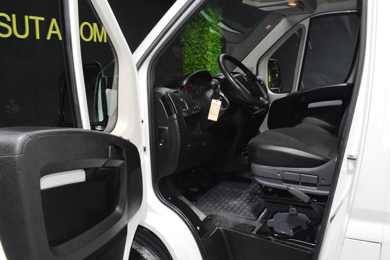 Citroën Jumper BlueHDi 88KW (120CV) Furgón 35L3H2 - Foto 20