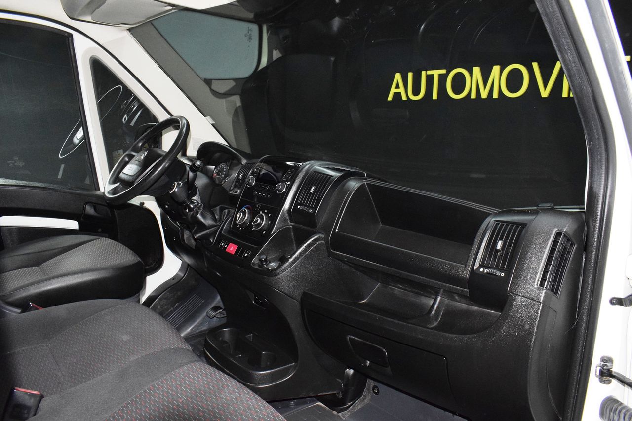 Citroën Jumper BlueHDi 88KW (120CV) Furgón 35L3H2 - Foto 16