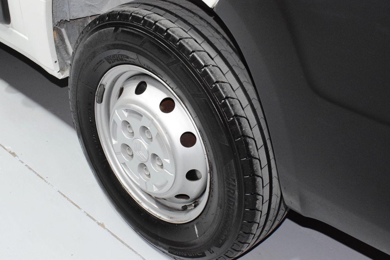 Citroën Jumper BlueHDi 88KW (120CV) Furgón 35L3H2 - Foto 35