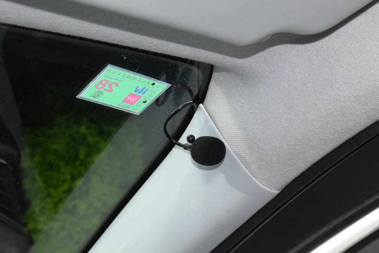 Peugeot 208 1.6 HDI ACTIVE - Foto 36