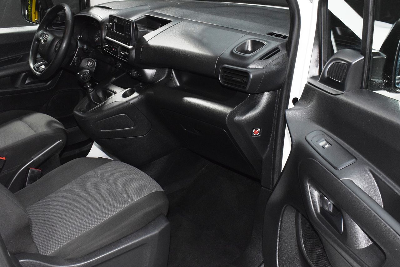 Toyota Proace City 1.5D 75KW - Foto 18