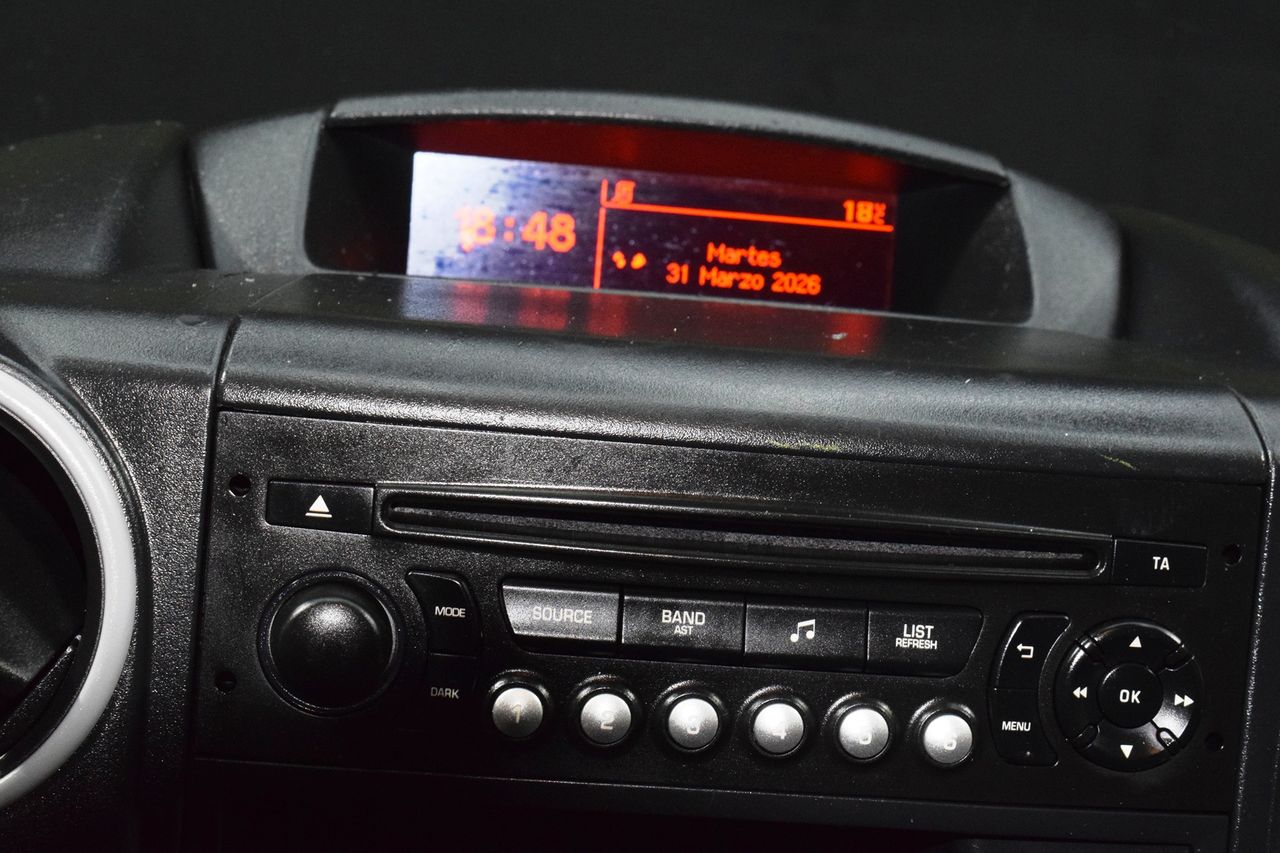 Citroën Berlingo Furgón 1.6BlueHDi 75 - Foto 29