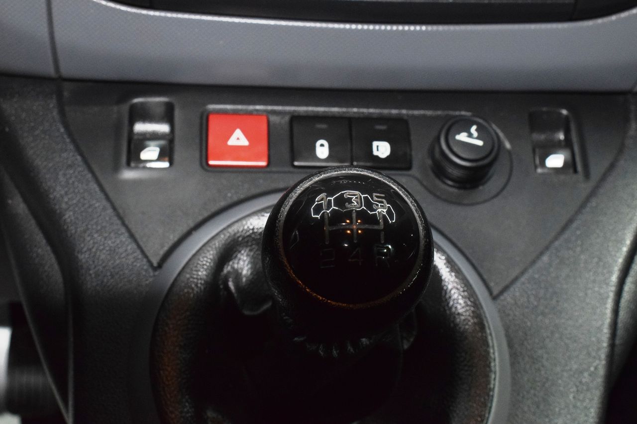 Citroën Berlingo Furgón 1.6BlueHDi 75 - Foto 30