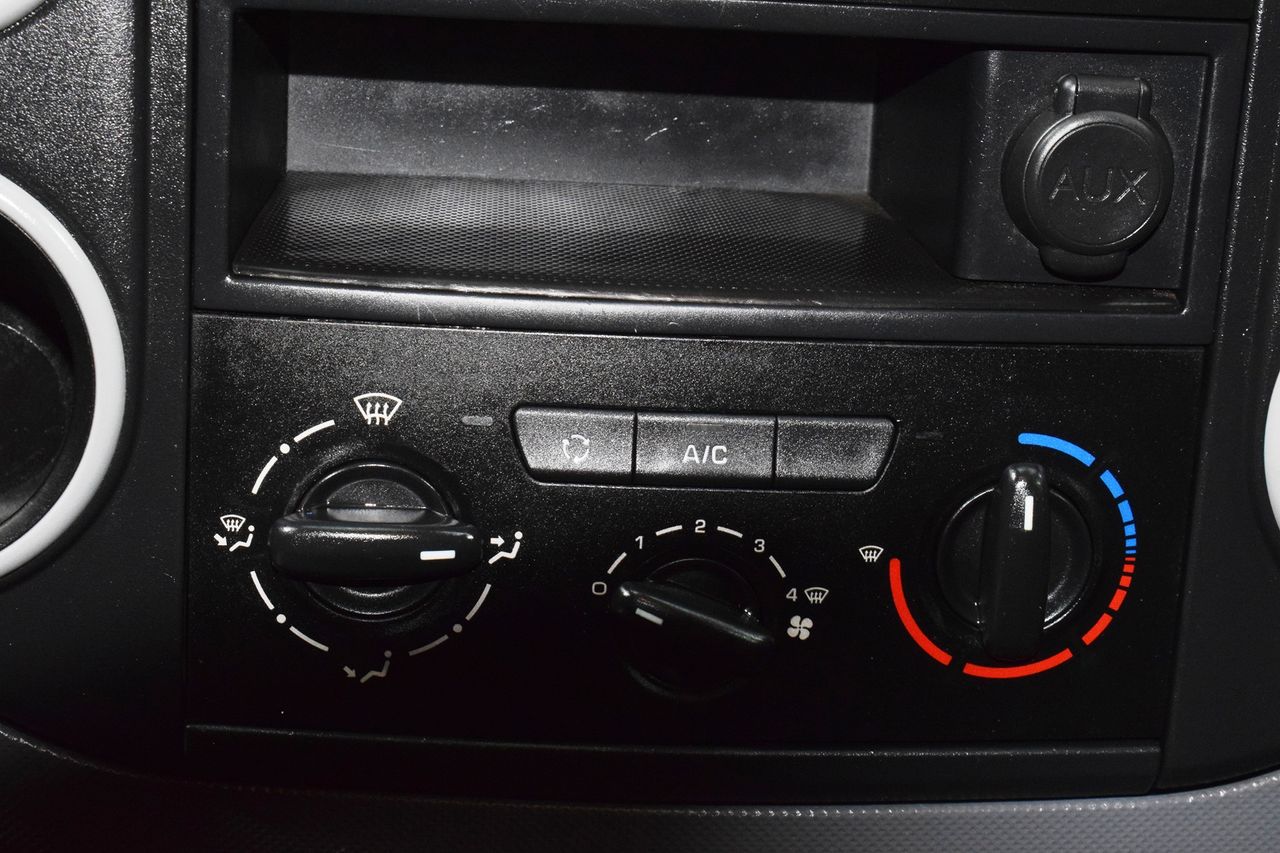 Citroën Berlingo Furgón 1.6BlueHDi 75 - Foto 28