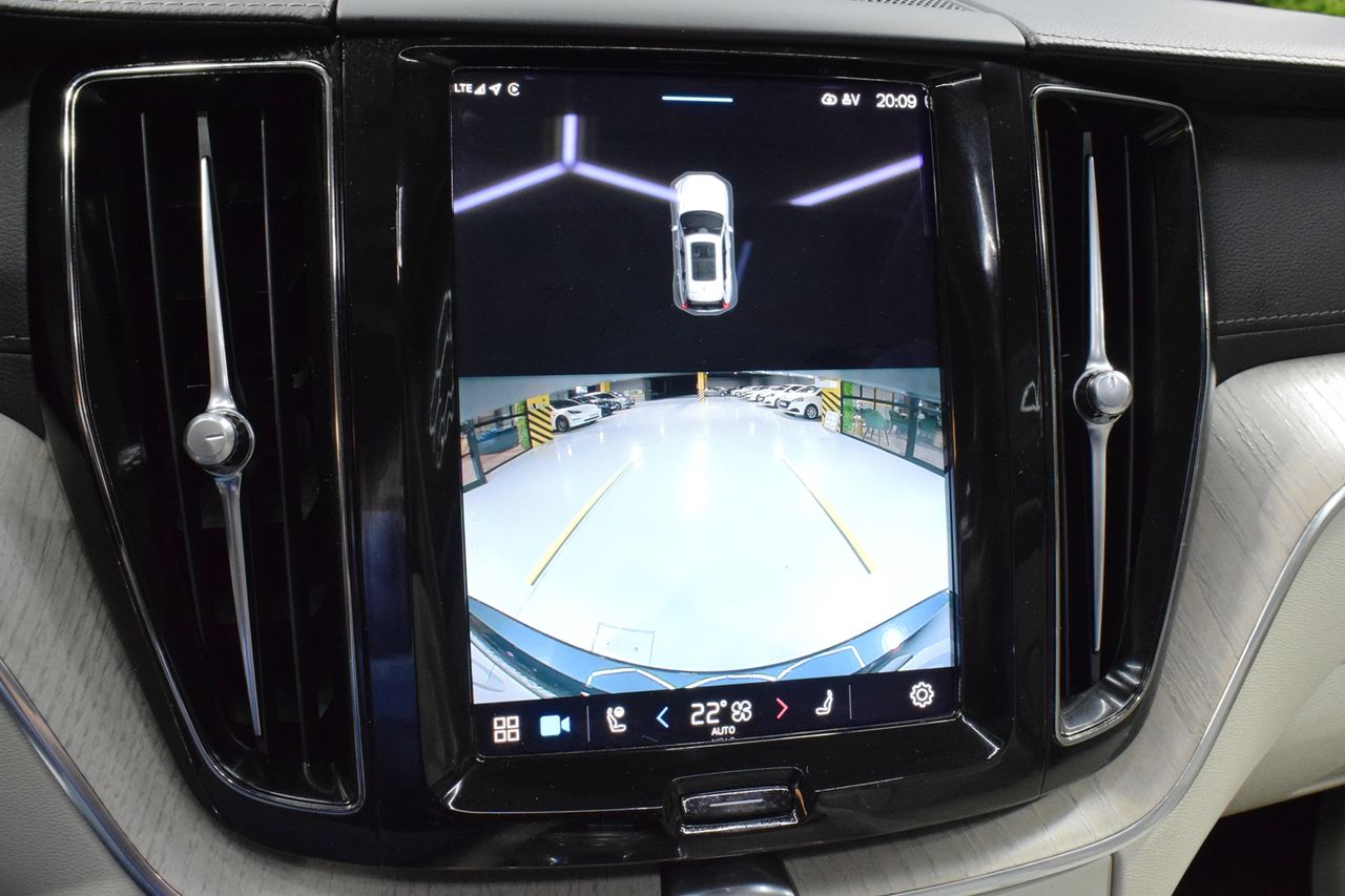 Volvo XC60 2.0 B4 D Inscription Auto - Foto 44