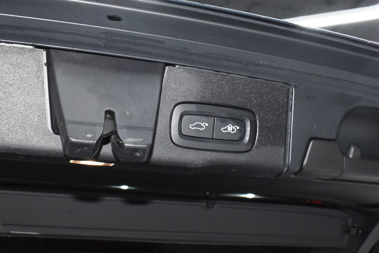 Volvo XC60 2.0 B4 D Inscription Auto - Foto 14