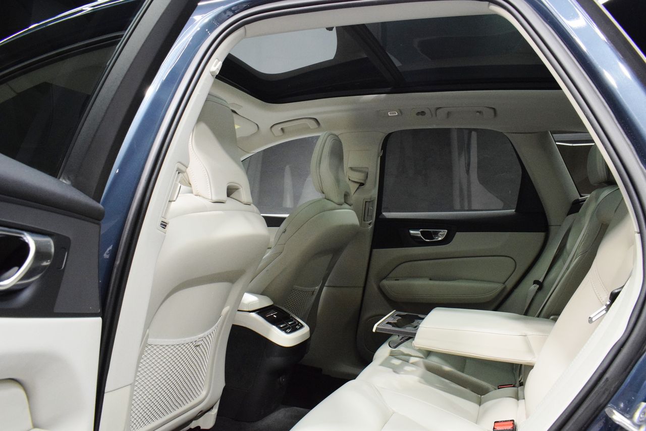 Volvo XC60 2.0 B4 D Inscription Auto - Foto 11