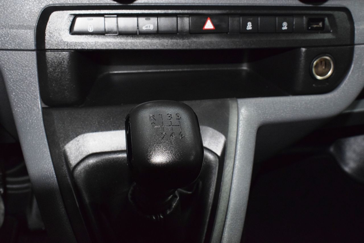 Peugeot Expert PRO 1.5 BLUEHDI 100 SS STANDARD - Foto 23