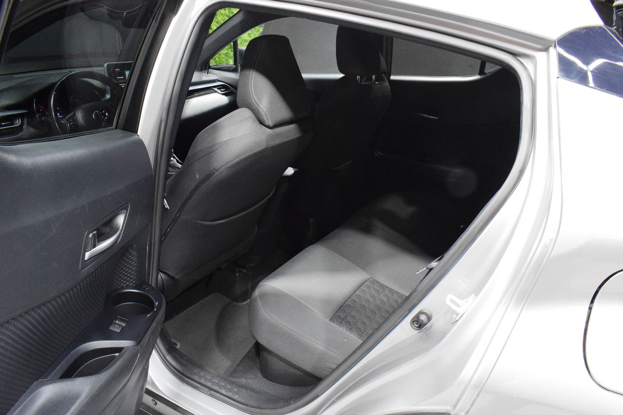 Toyota C-HR 1.8 125H ADVANCE - Foto 10