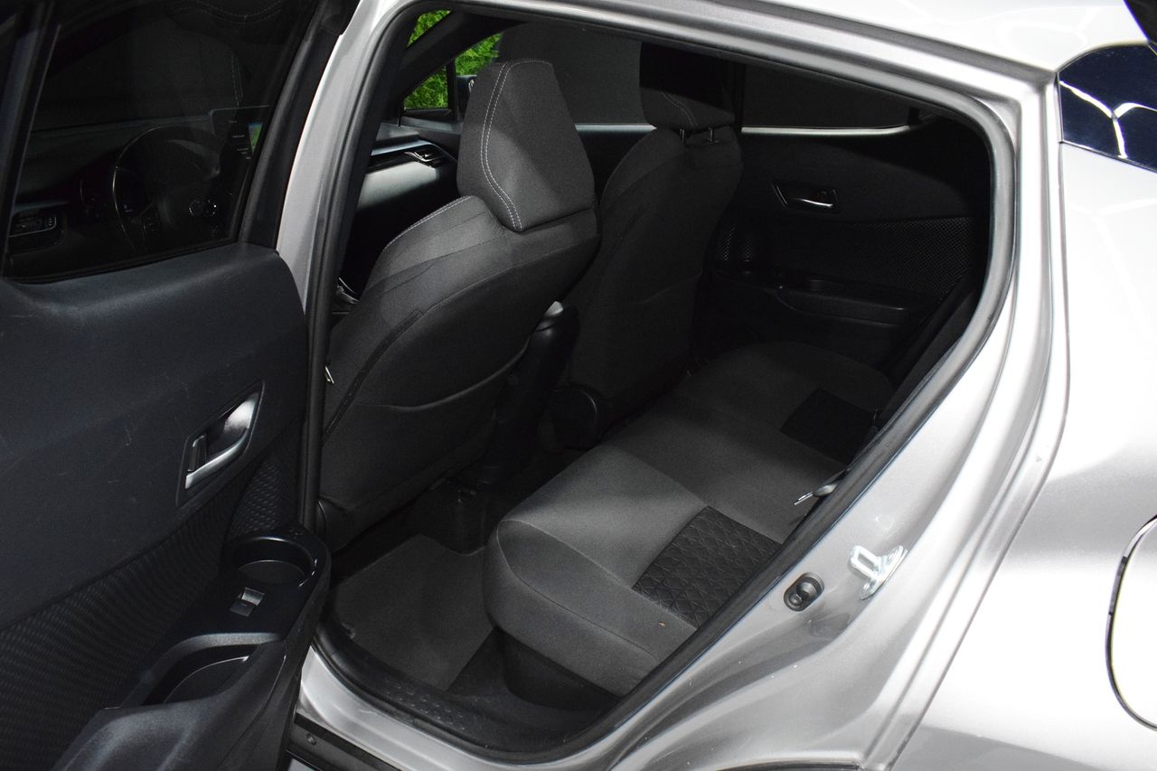 Toyota C-HR 1.8 125H ADVANCE - Foto 11