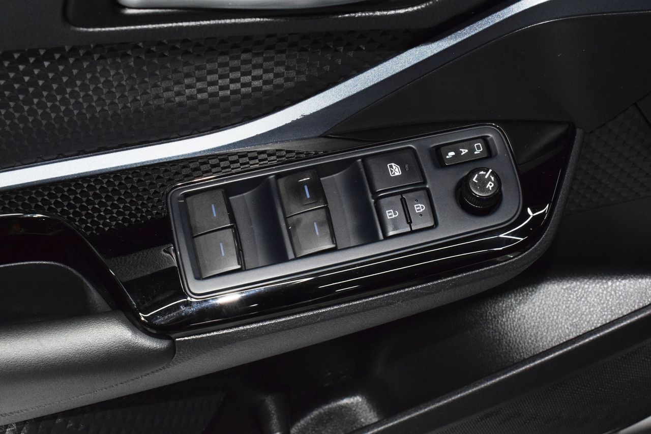 Toyota C-HR 1.8 125H ADVANCE - Foto 14