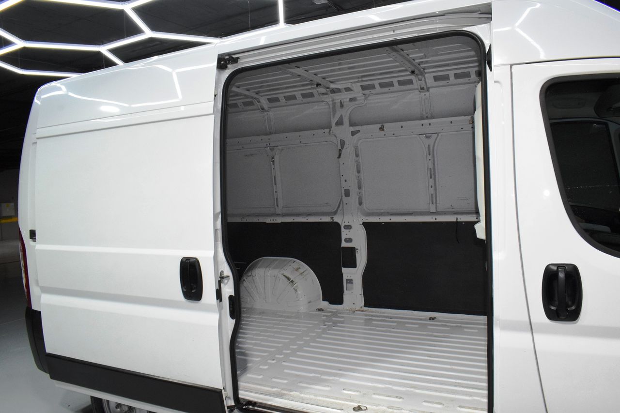 Peugeot Boxer 333 L2 H2 BHDI 103KW (140CV) SS 6 V. M - Foto 13