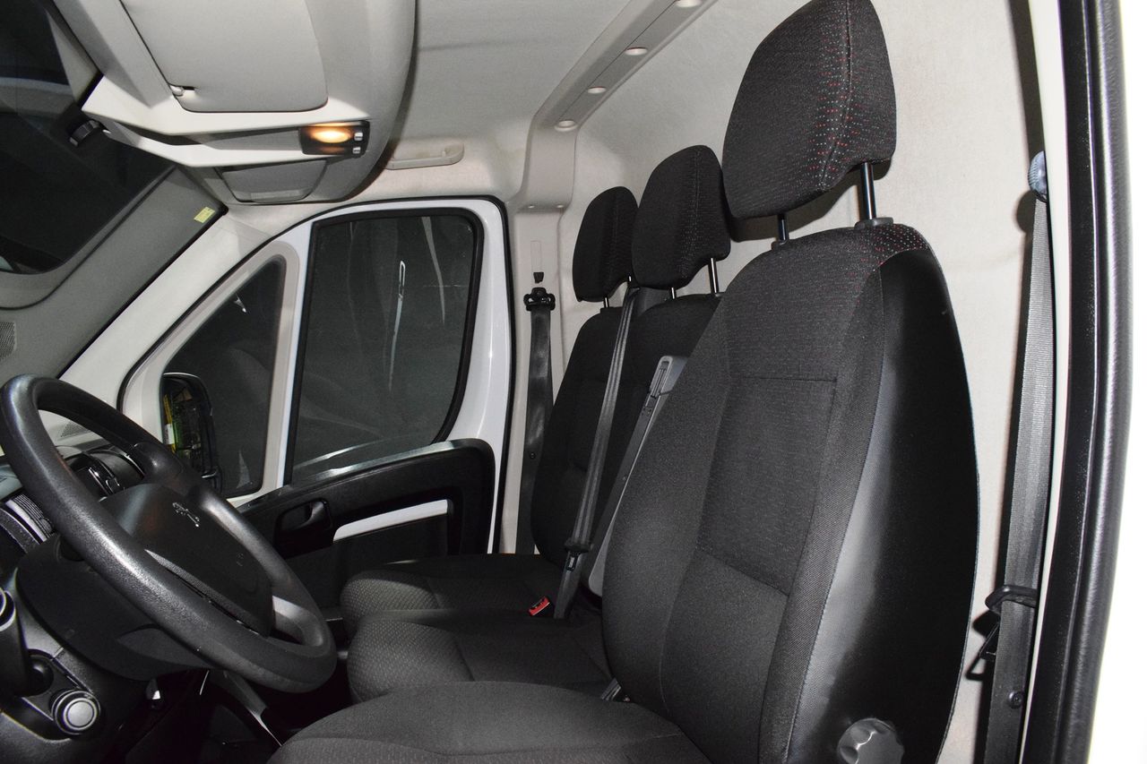 Peugeot Boxer 333 L2 H2 BHDI 103KW (140CV) SS 6 V. M - Foto 21