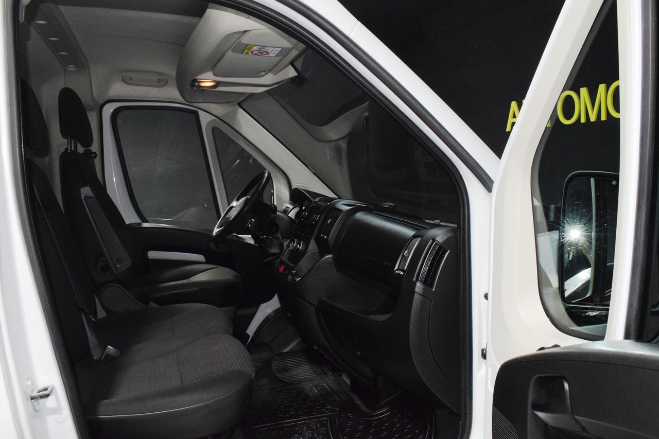 Peugeot Boxer 333 L2 H2 BHDI 103KW (140CV) SS 6 V. M - Foto 14