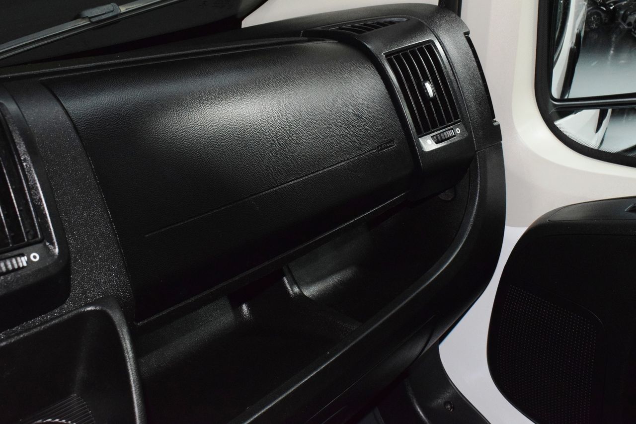 Peugeot Boxer 333 L2 H2 BHDI 103KW (140CV) SS 6 V. M - Foto 29