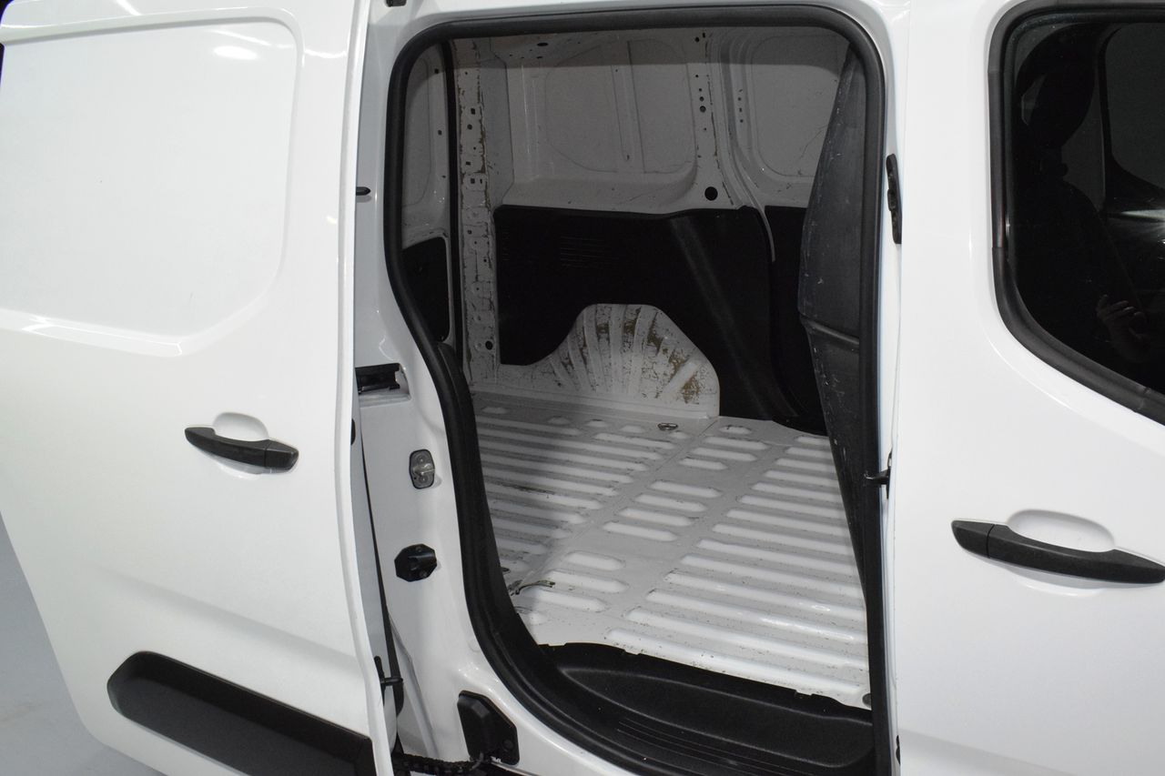 Peugeot Partner PRO STANDARD 600KG BLUEHDI 73KW - Foto 12
