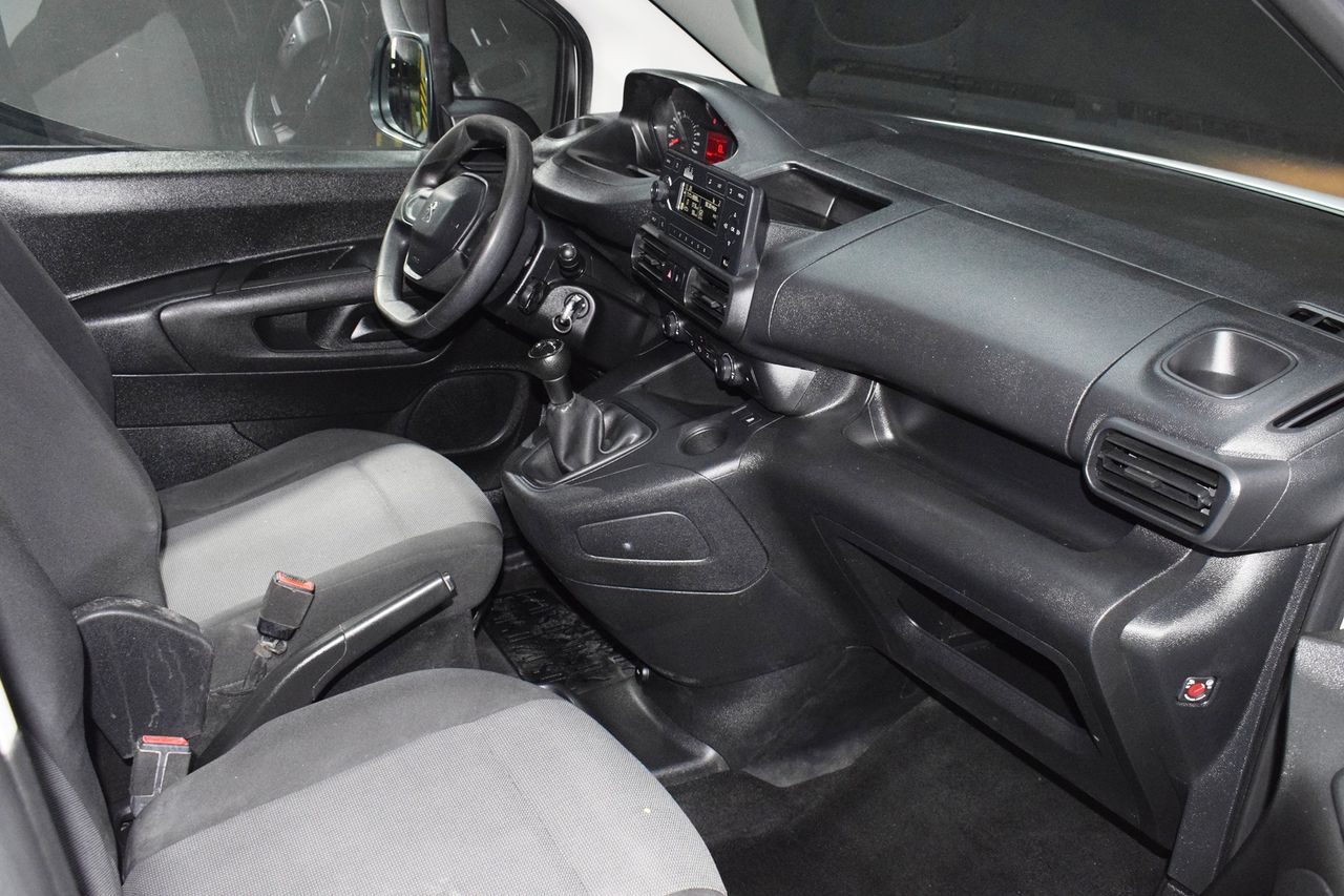 Peugeot Partner PRO STANDARD 600KG BLUEHDI 73KW - Foto 16