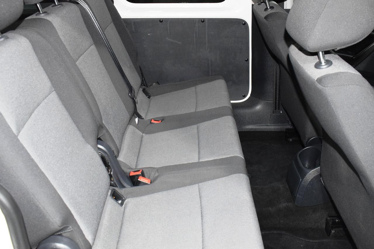 Volkswagen Caddy PROFESIONAL KOMBI 2.0 TDI 75KW BMT - Foto 14
