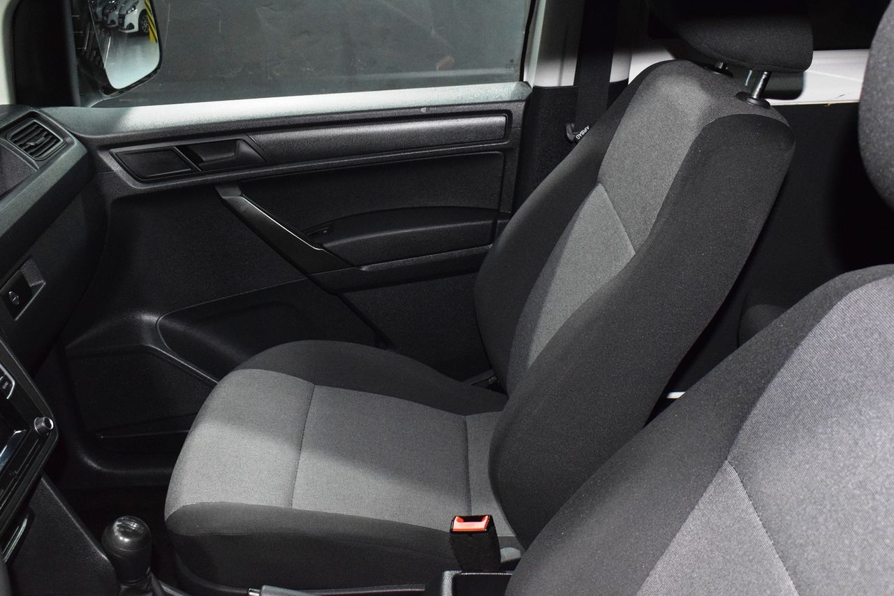 Volkswagen Caddy PROFESIONAL KOMBI 2.0 TDI 75KW BMT - Foto 21