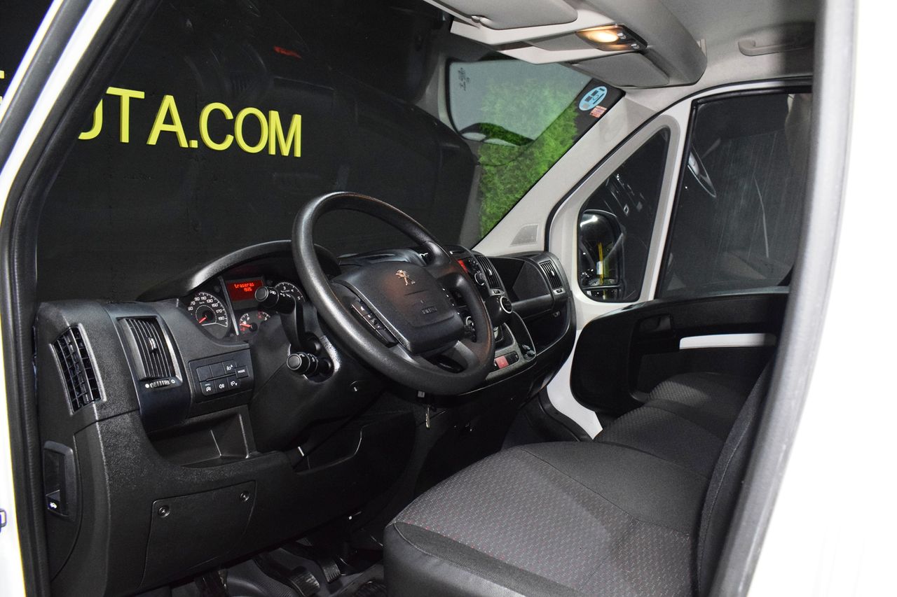 Peugeot Boxer 333 L2 H2 BHDI 103KW (140CV) SS 6 V. M - Foto 22