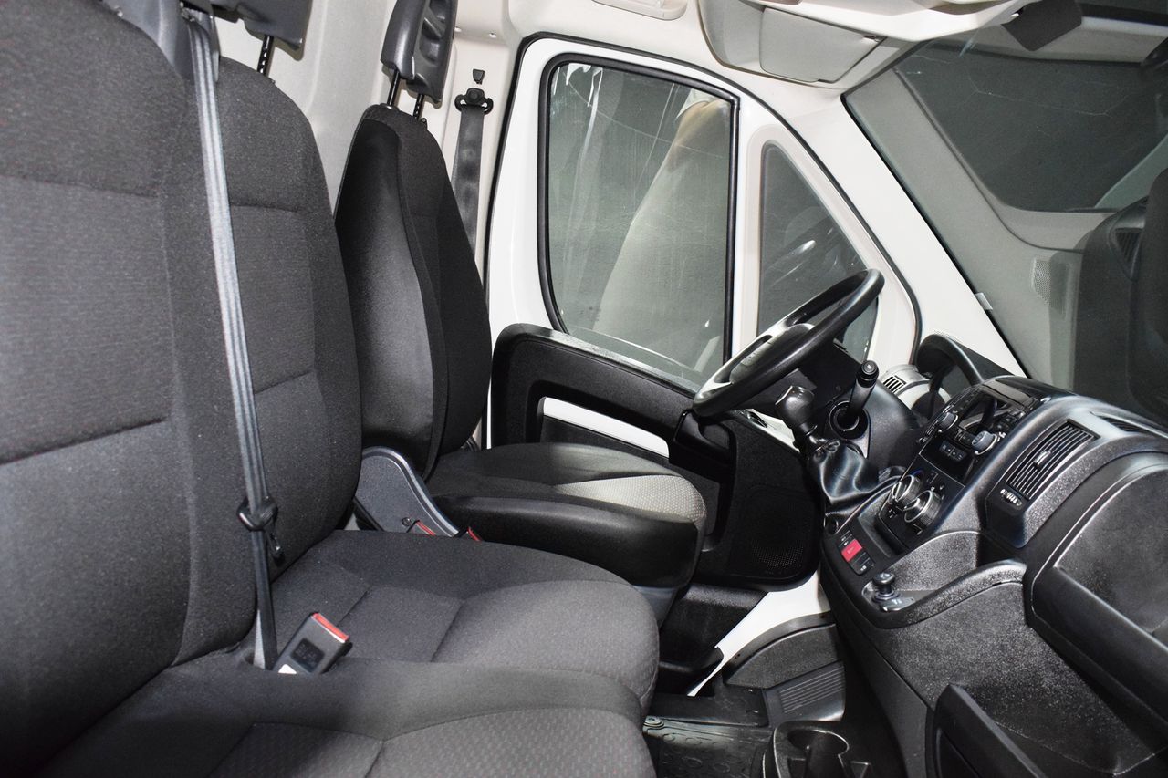Peugeot Boxer 333 L2 H2 BHDI 103KW (140CV) SS 6 V. M - Foto 20