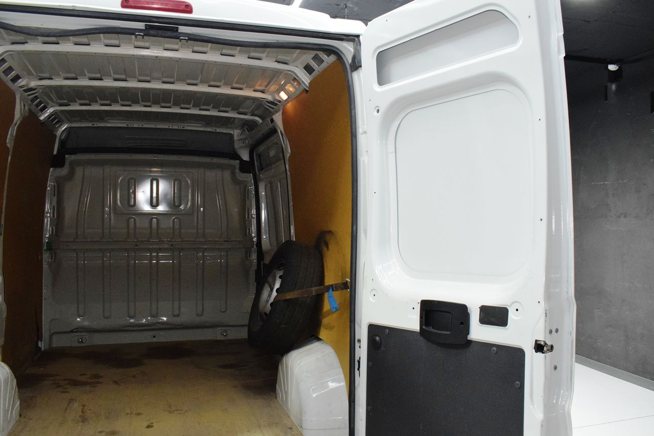 Peugeot Boxer 333 L2 H2 BHDI 103KW (140CV) SS 6 V. M - Foto 11