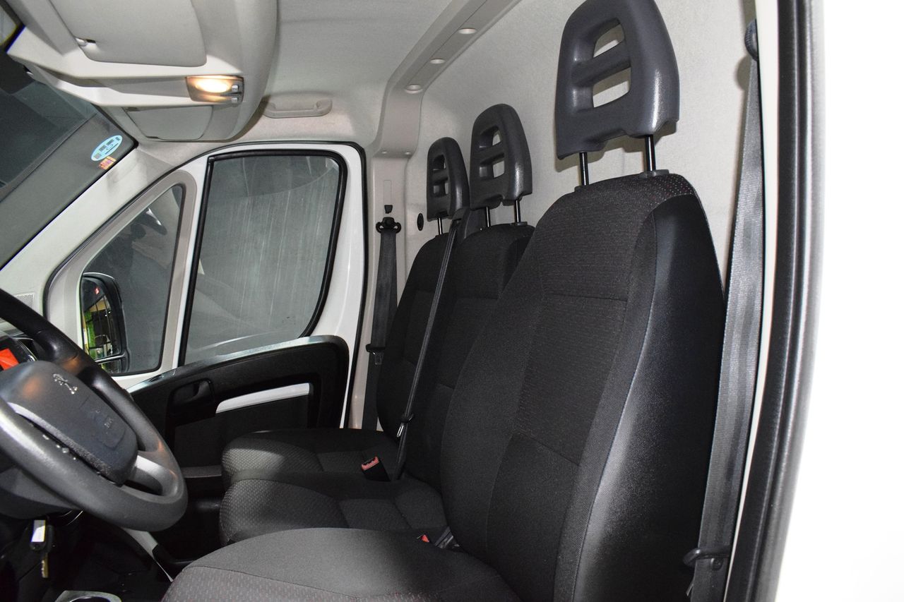 Peugeot Boxer 333 L2 H2 BHDI 103KW (140CV) SS 6 V. M - Foto 24