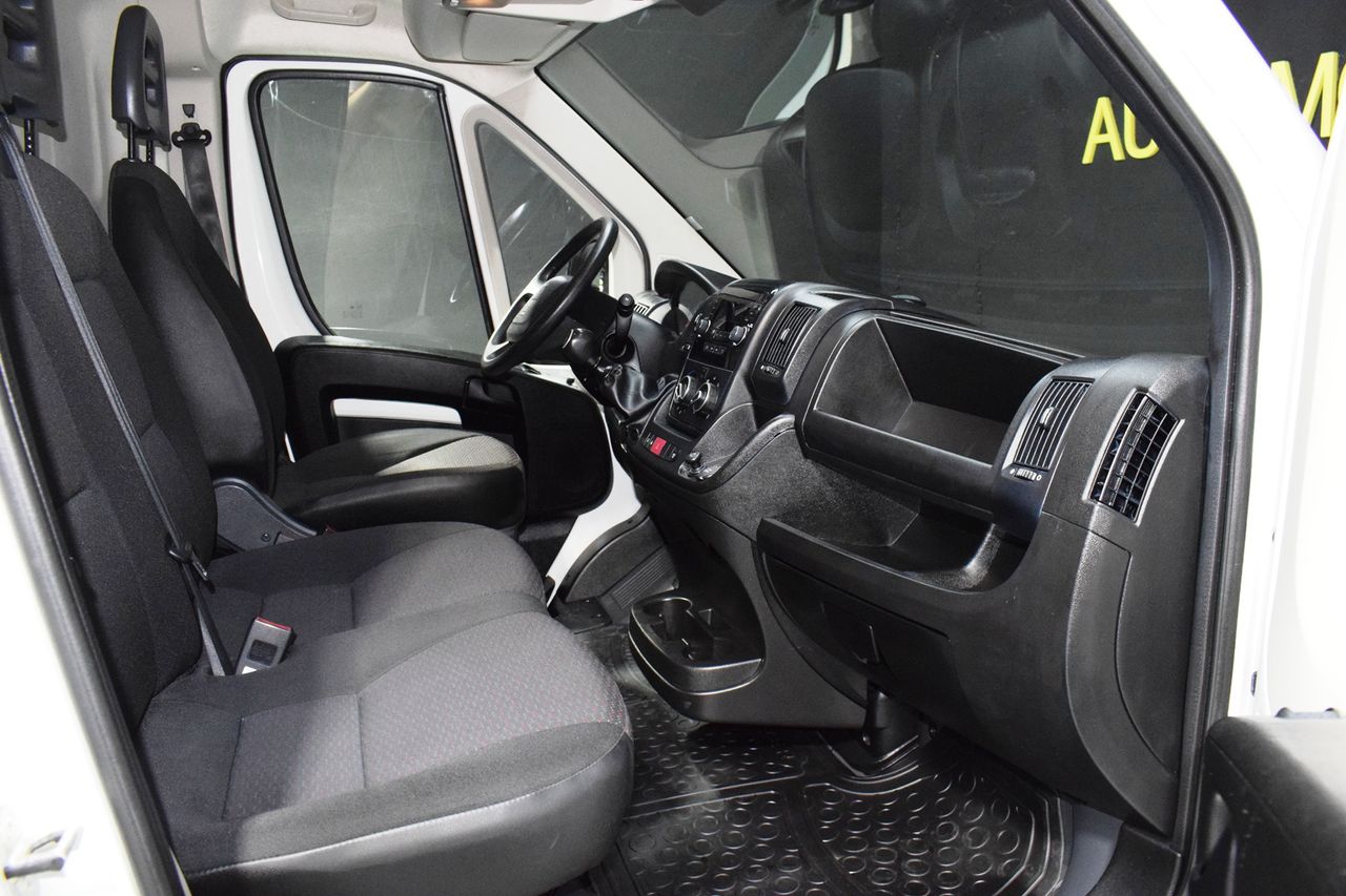 Peugeot Boxer 333 L2 H2 BHDI 103KW (140CV) SS 6 V. M - Foto 21