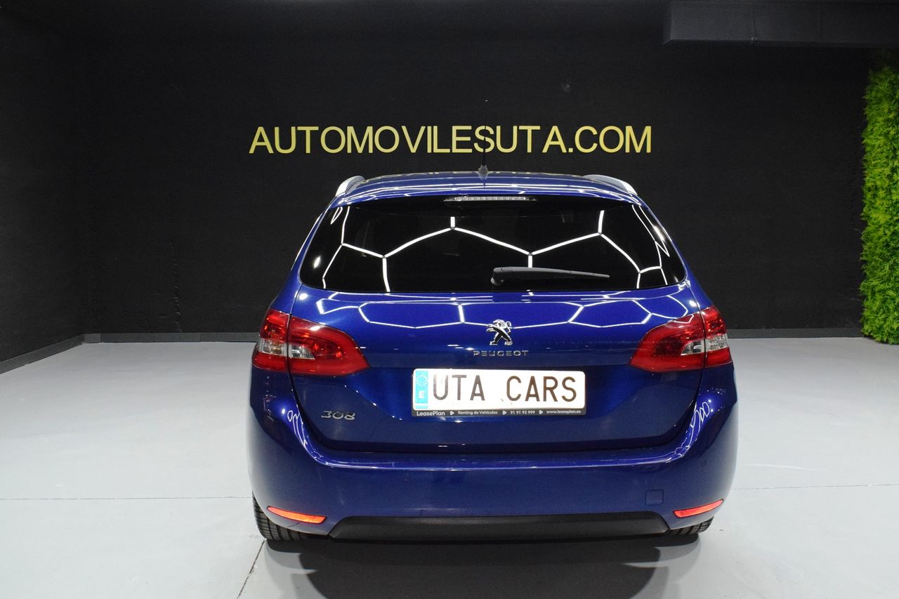 Peugeot 308 SW Allure 1.5 BlueHDi 96KW (130CV) - Foto 6