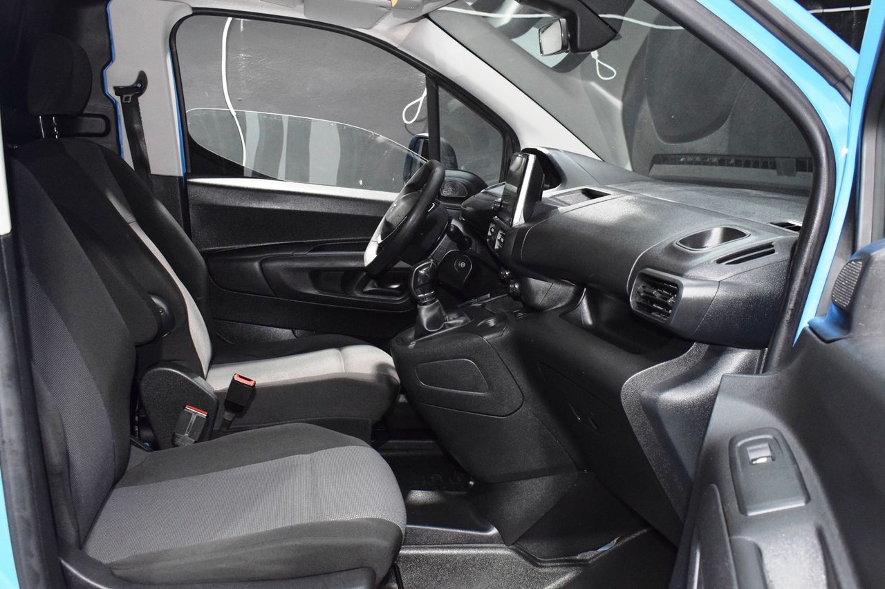 Peugeot Partner Premium Standard 1000kg BlueHDi 73kW 4 P - Foto 17
