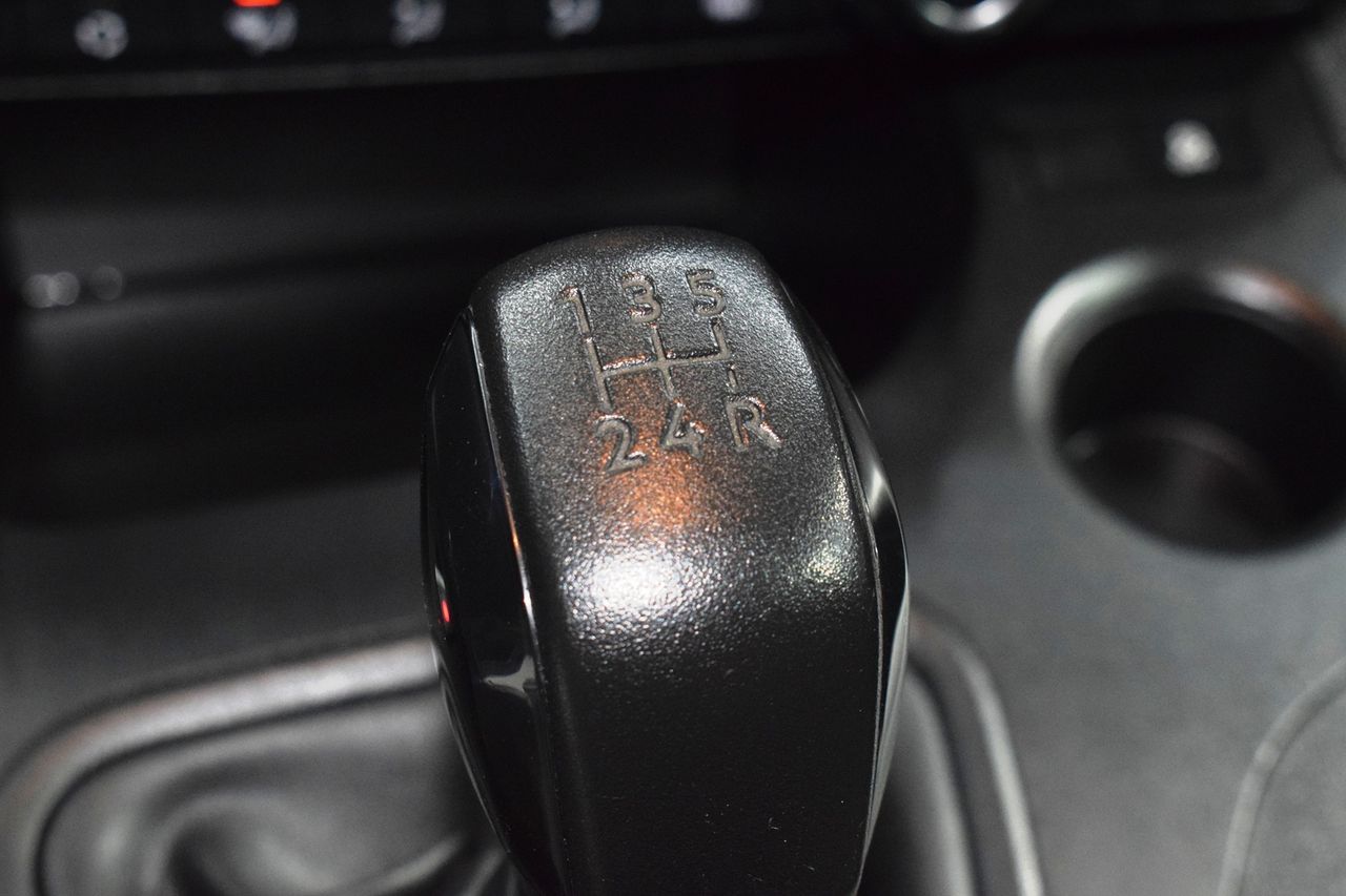 Peugeot Partner Premium Standard 1000kg BlueHDi 73kW 4 P - Foto 30