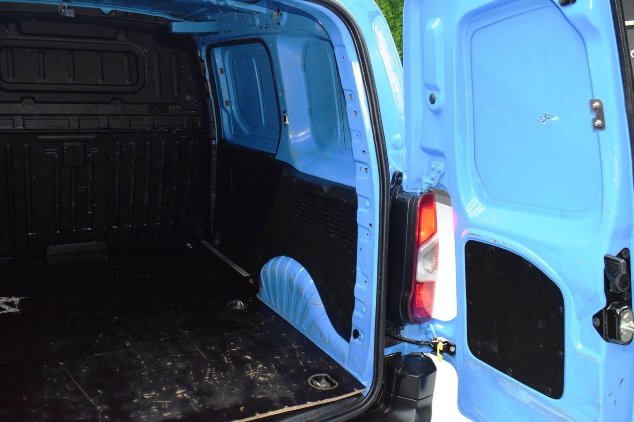 Peugeot Partner Premium Standard 1000kg BlueHDi 73kW 4 P - Foto 11