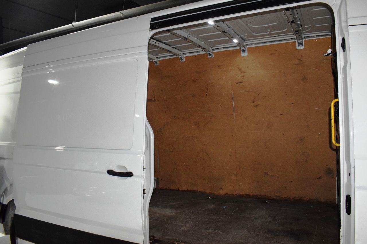 Volkswagen Crafter  35 Furgón BL TA L4H3 2.0 TDI 130kW AUTO - Foto 13