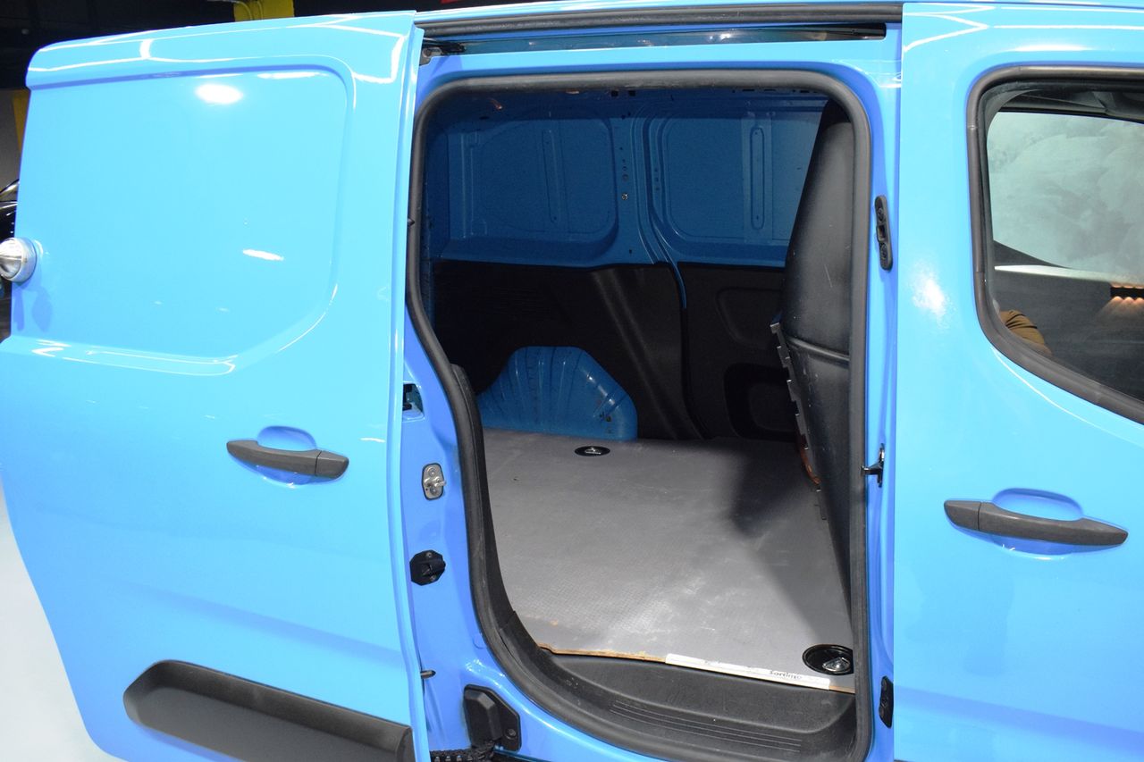 Peugeot Partner Premium Standard 1000kg BlueHDi 73kW 4 P - Foto 11