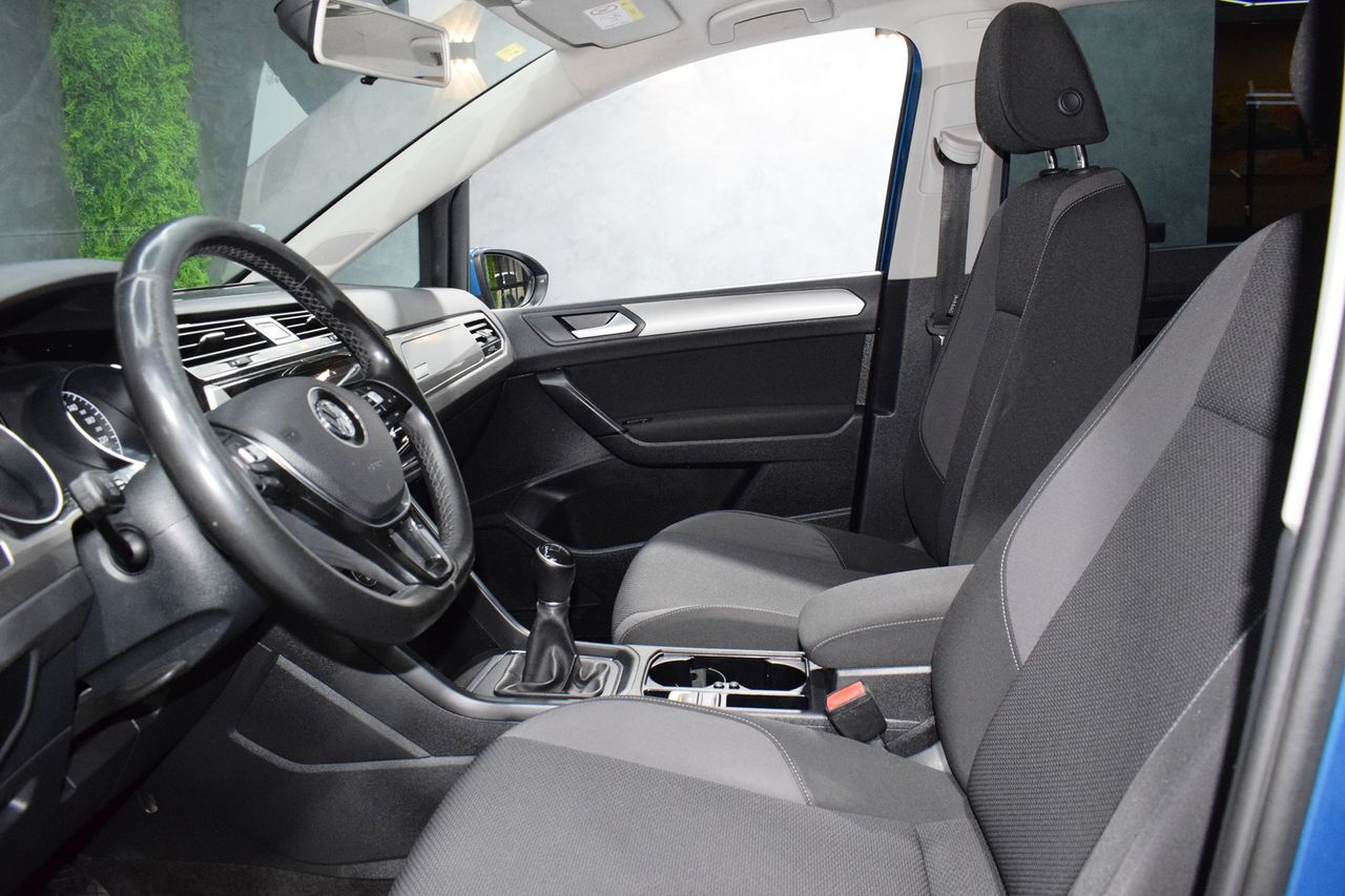 Volkswagen Touran Business & Navi 1.6 TDI 85kW (115CV) 7 PLZ - Foto 27