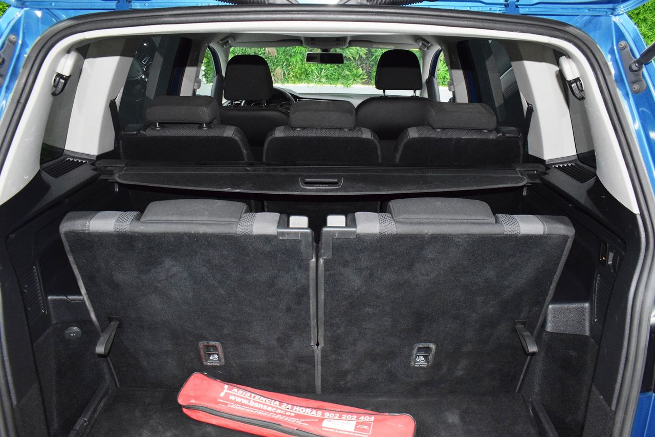 Volkswagen Touran Business & Navi 1.6 TDI 85kW (115CV) 7 PLZ - Foto 11