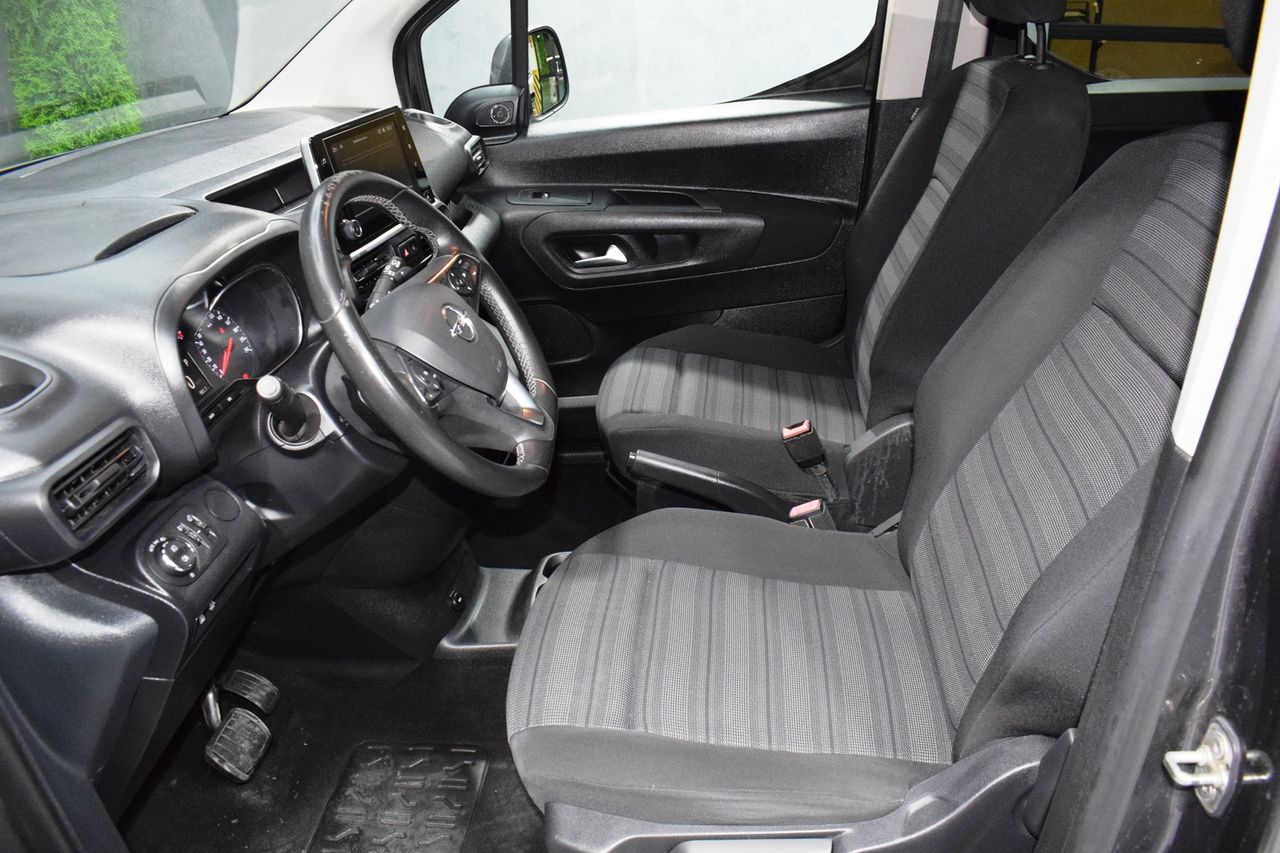 Opel Combo 1.5 TD 96kW (130CV) S/S Selective XL 5 P 7PLZ - Foto 23