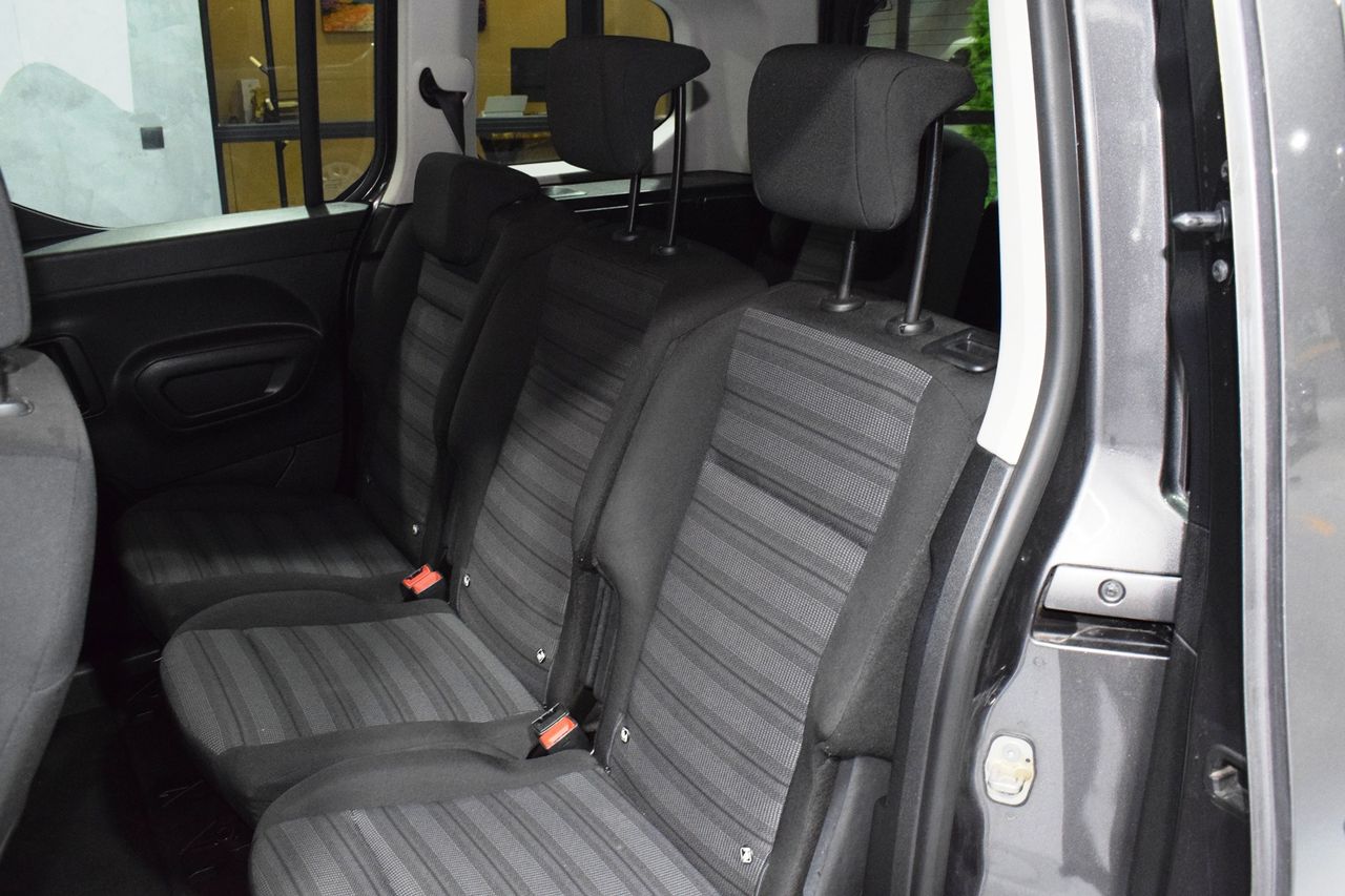 Opel Combo 1.5 TD 96kW (130CV) S/S Selective XL 5 P 7PLZ - Foto 15