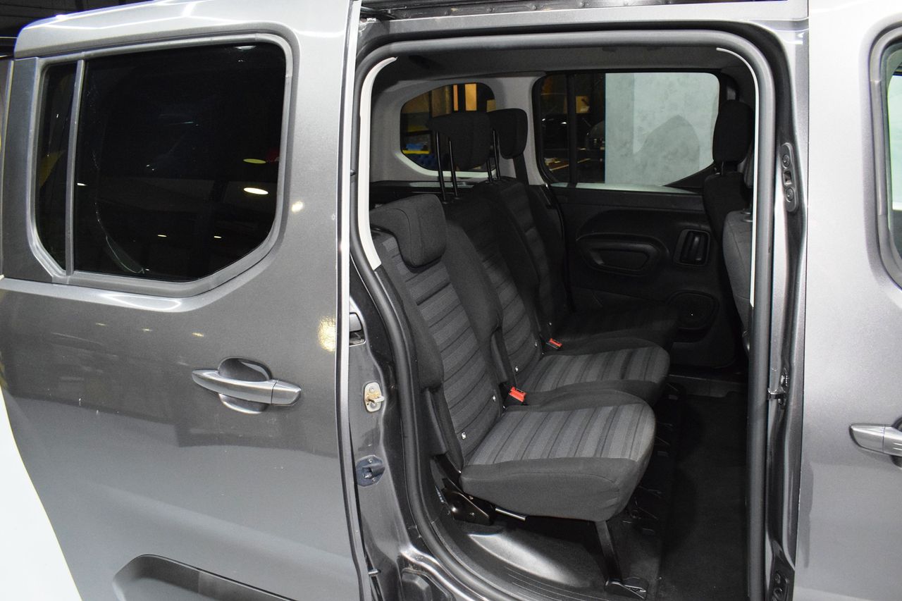 Opel Combo 1.5 TD 96kW (130CV) S/S Selective XL 5 P 7PLZ - Foto 11
