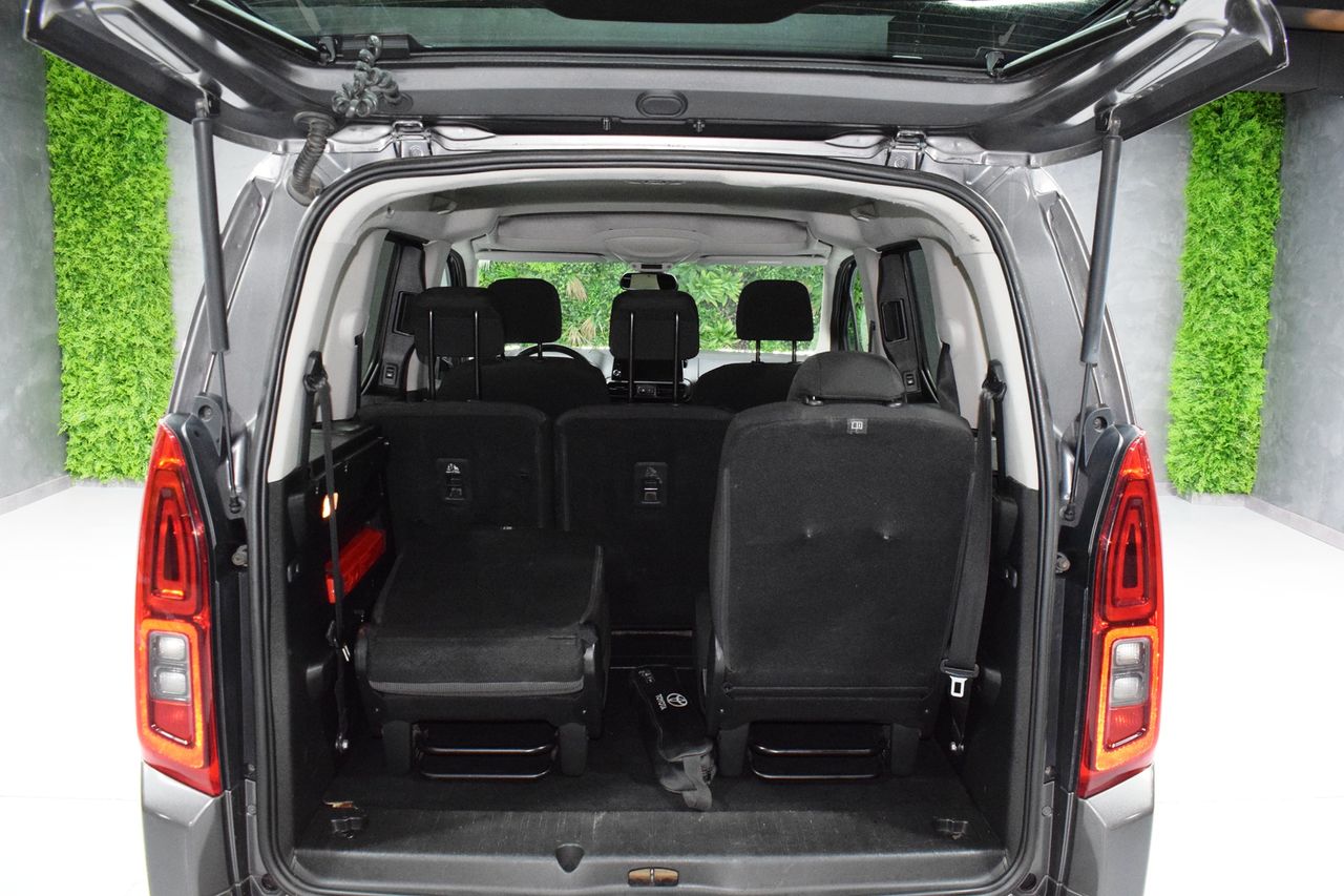 Opel Combo 1.5 TD 96kW (130CV) S/S Selective XL 5 P 7PLZ - Foto 9