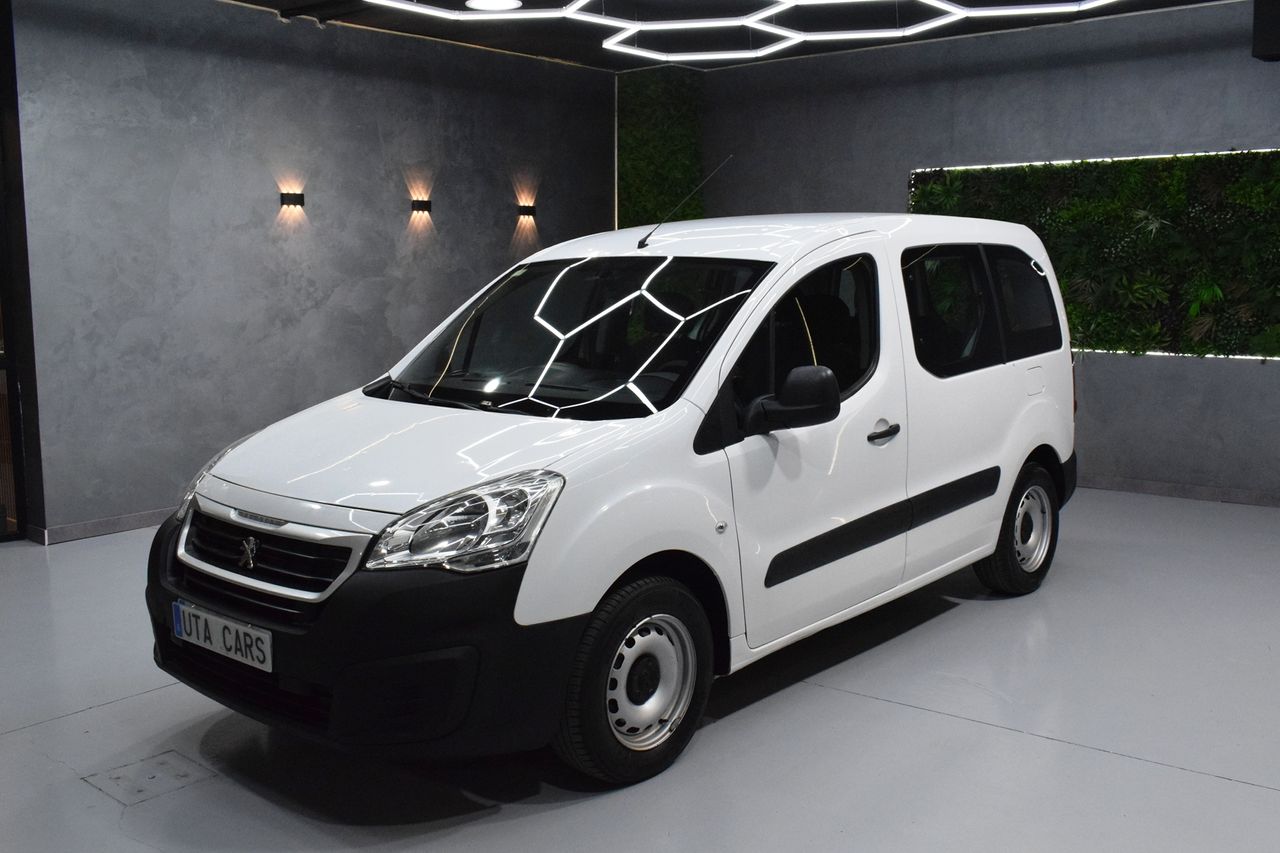 Peugeot Partner TEPEE Access 1.6 BlueHDi 55KW (75CV) 4 P - Foto 4