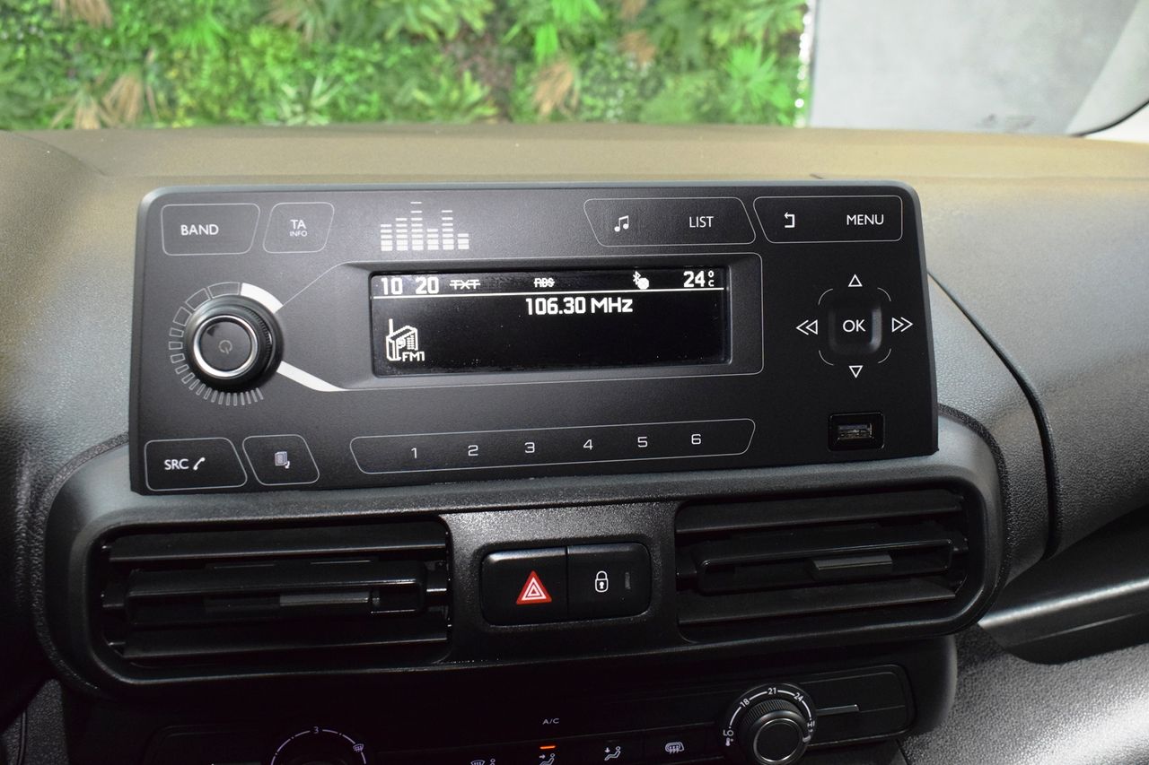Citroën Berlingo Talla M BlueHDi 55kW CONTROL 3 P - Foto 26