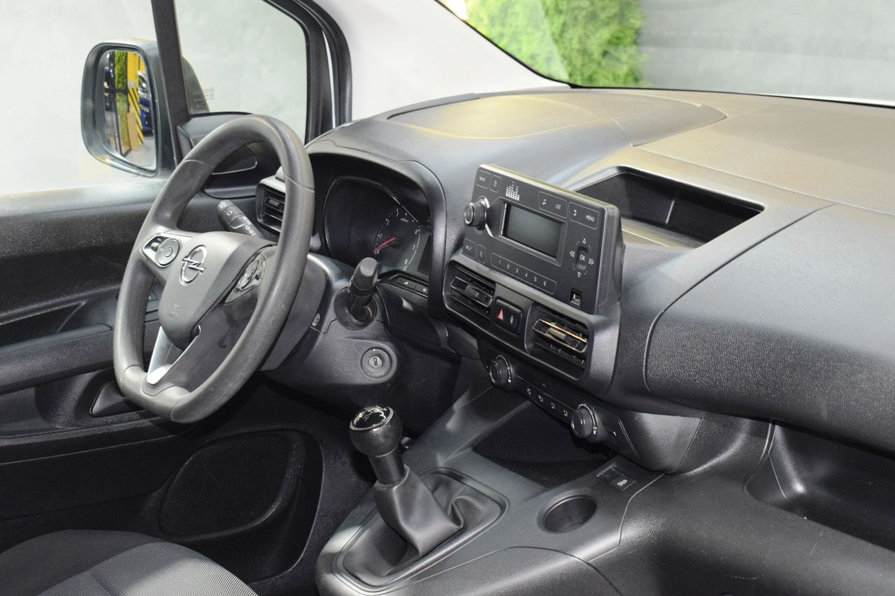 Opel Combo Cargo 1.5 TD 75kW (100CV) Express L H1 650kg 4 P - Foto 16