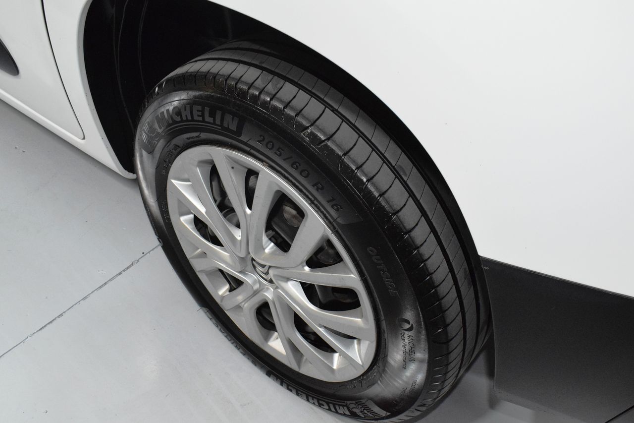 Citroën Berlingo 1.2 PURETECH - Foto 42