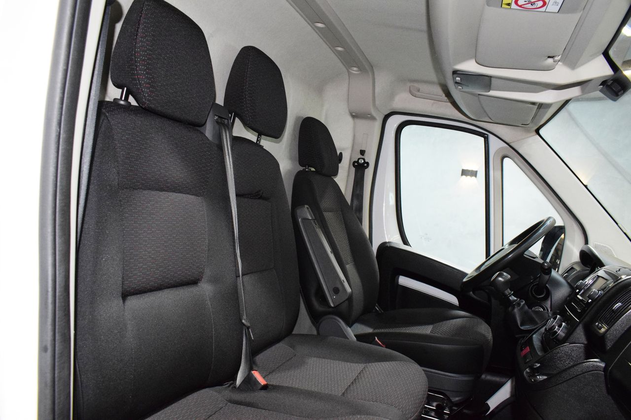 Peugeot Boxer 333 L2 H2 BHDI 103KW (140CV) SS 6 V. M - Foto 15