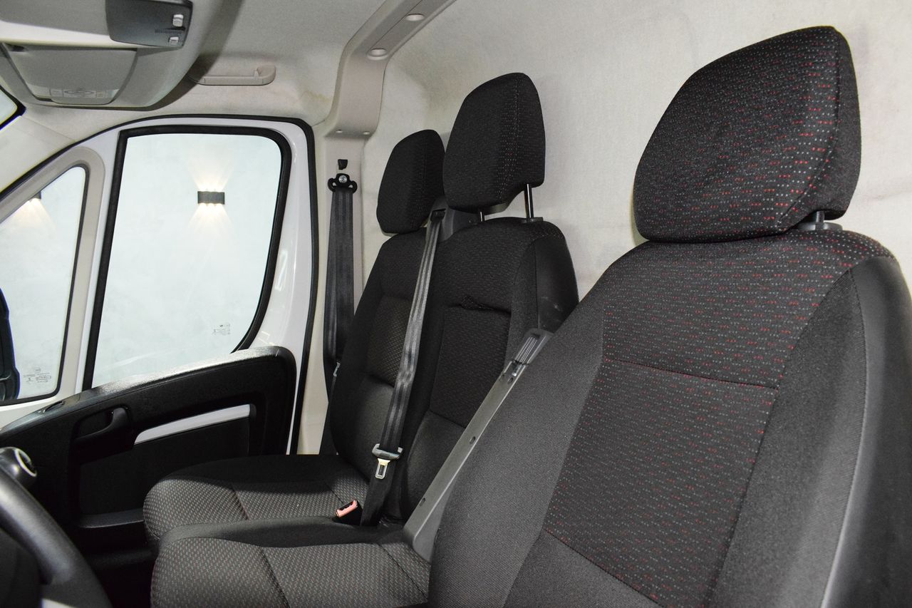 Peugeot Boxer 333 L2 H2 BHDI 103KW (140CV) SS 6 V. M - Foto 20