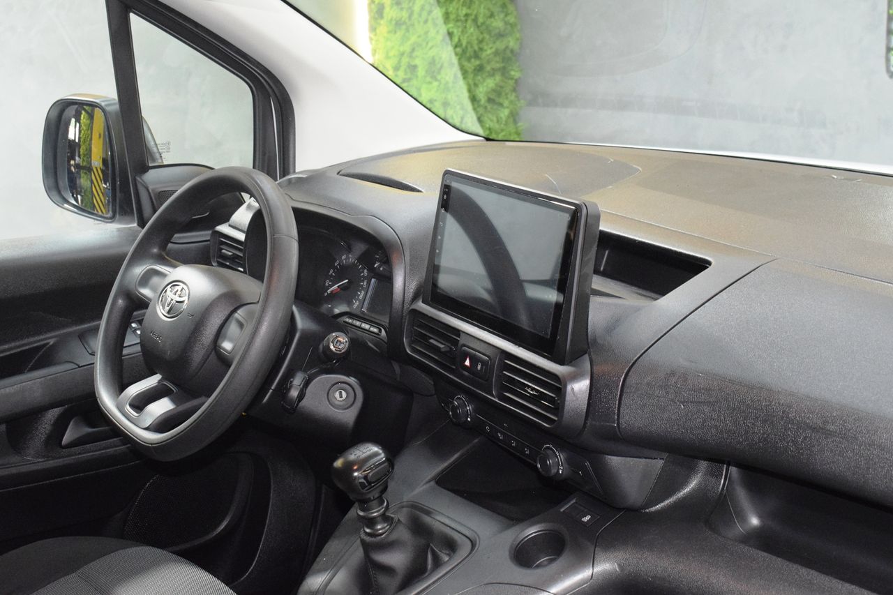 Toyota Proace City combi 1.5D 75kW (100CV) GX L1 - Foto 22