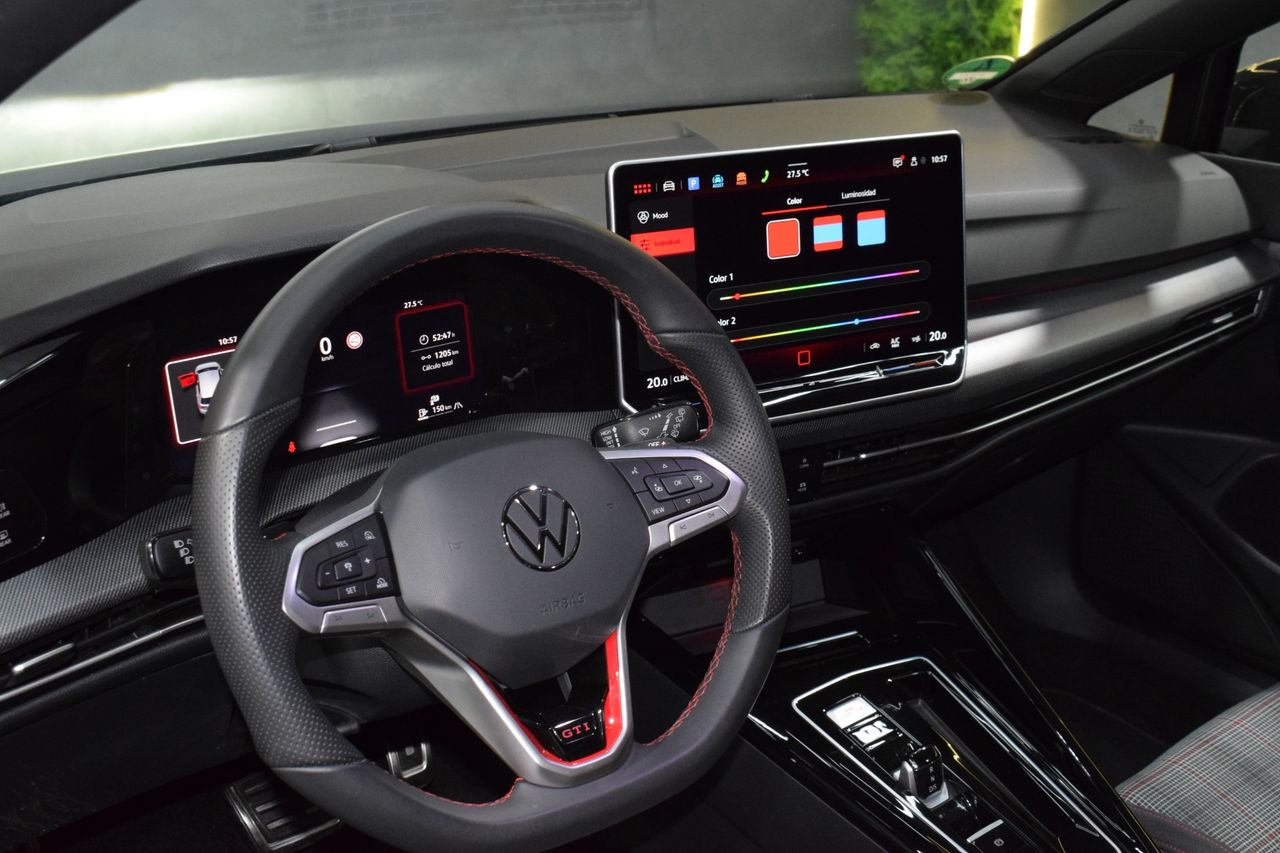 Volkswagen Golf GTI - Foto 23