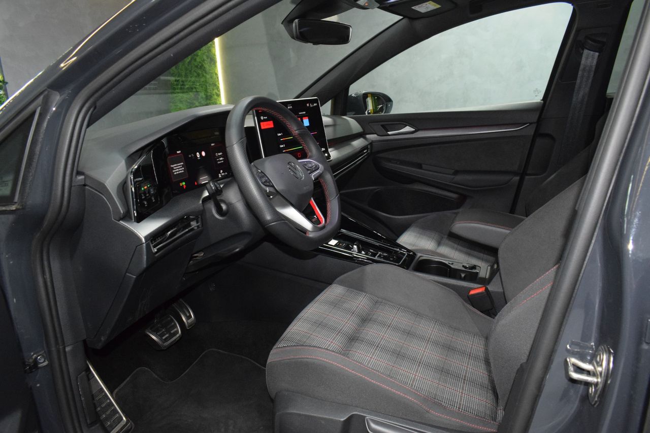 Volkswagen Golf GTI - Foto 21