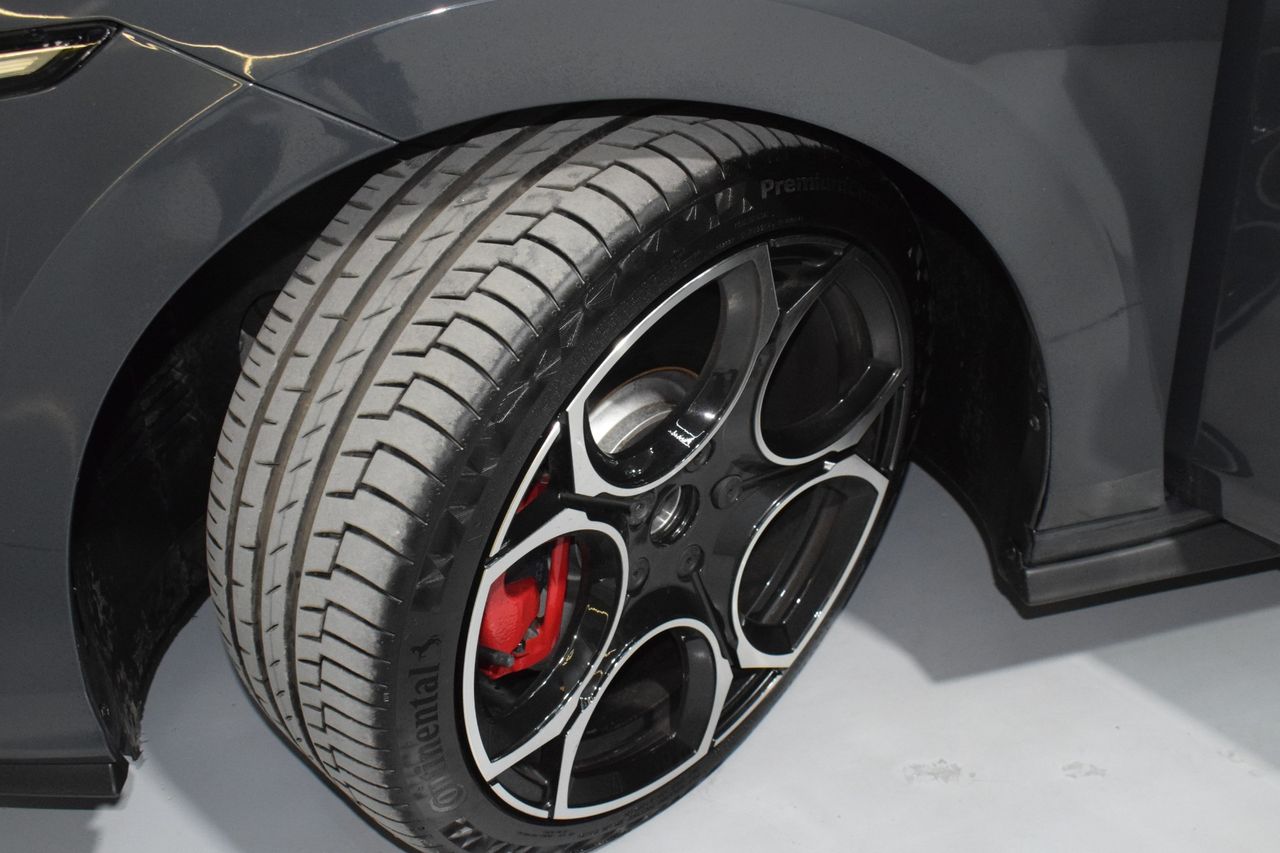 Volkswagen Golf GTI - Foto 44